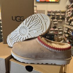 Uggs Tasman Slippers  7W