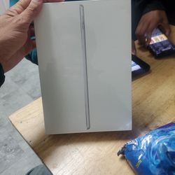 Ipad With Wifi And Cellullar Unlock For T-mobile Or Metro Pcs  Etc.