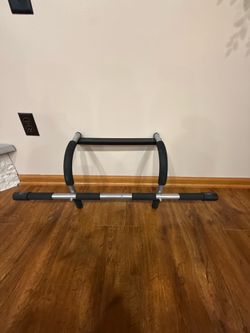 Iron Gym Pull Up Bar