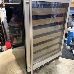 GE Monogram 52 Bottle Under cabinet Wine Refrigerator 