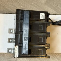 Cutler Hammer BAB3025HS 3Pole 25Amp 120/240V Bolt-On w/ Shunt - used - working