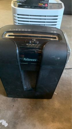 Fellowes Powershred 64Cb 10-Sheet Cross-Cut Personal Shredder