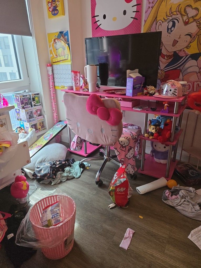 Hello Kitty Chair