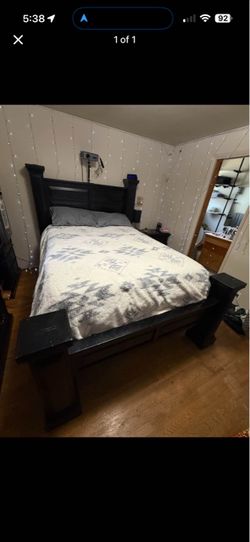 Queen bed frame no mattress