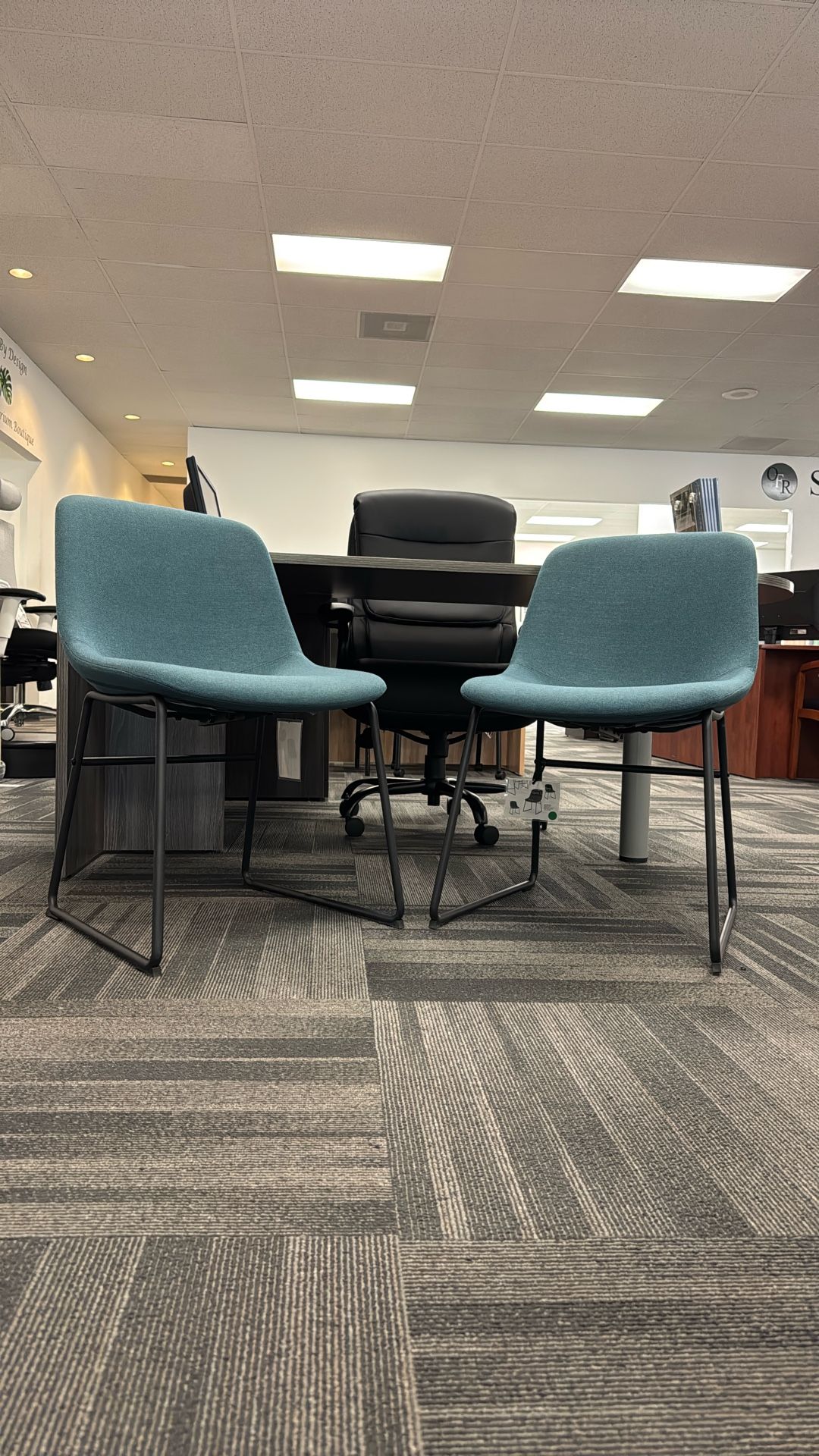 The Zest Office Guest Chair / Lounge Chair