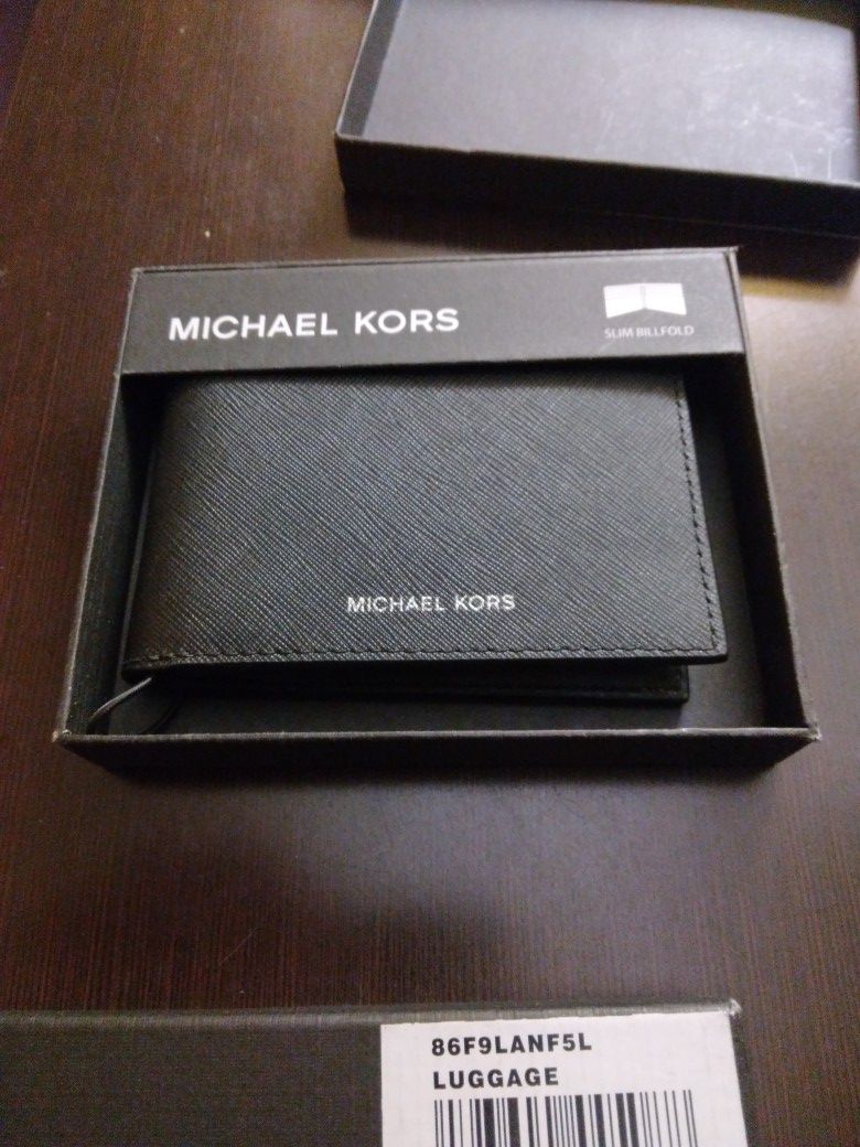 black small black michael kors wallet