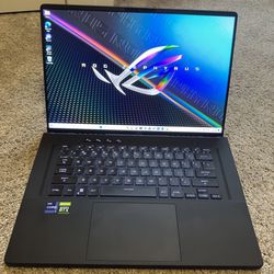 Asus ROG Zephyrus M16 (2022) - Like New