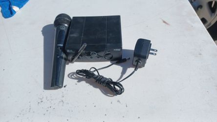 MICROFONO AKG