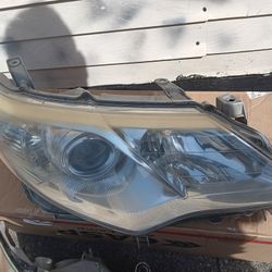 Headlight Assembly Right Side Camry 2012-2014