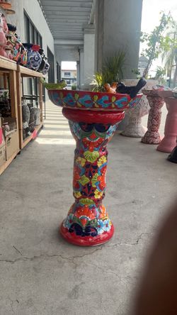 Fuente pajarera ($135)tel(contact info removed)