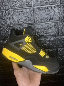Jordan Retro 4 Yellow Thunders