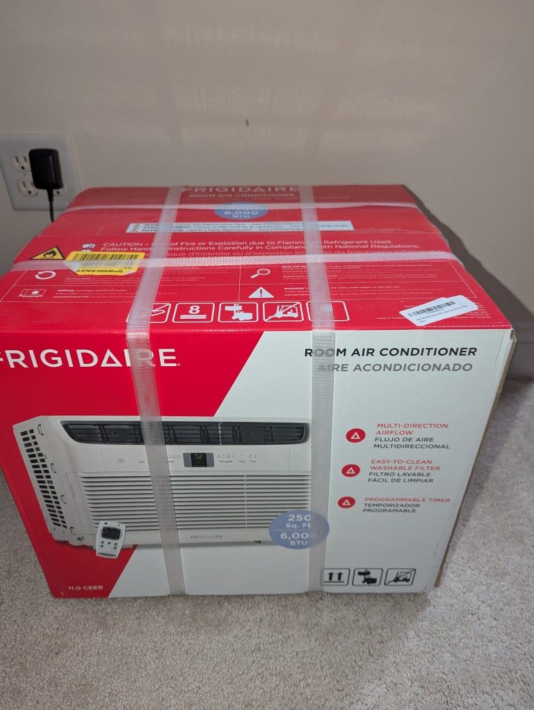 Frigidaire AC Brand New 250sq Ft 6,000 BTU Window Unit 
