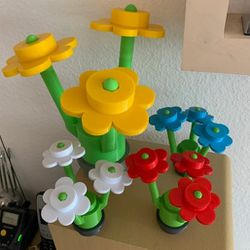 Life-size Lego Flower Set