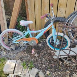 Pipers Girls Bike