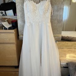 Wedding Dress From Davids Bridal Size Small 
