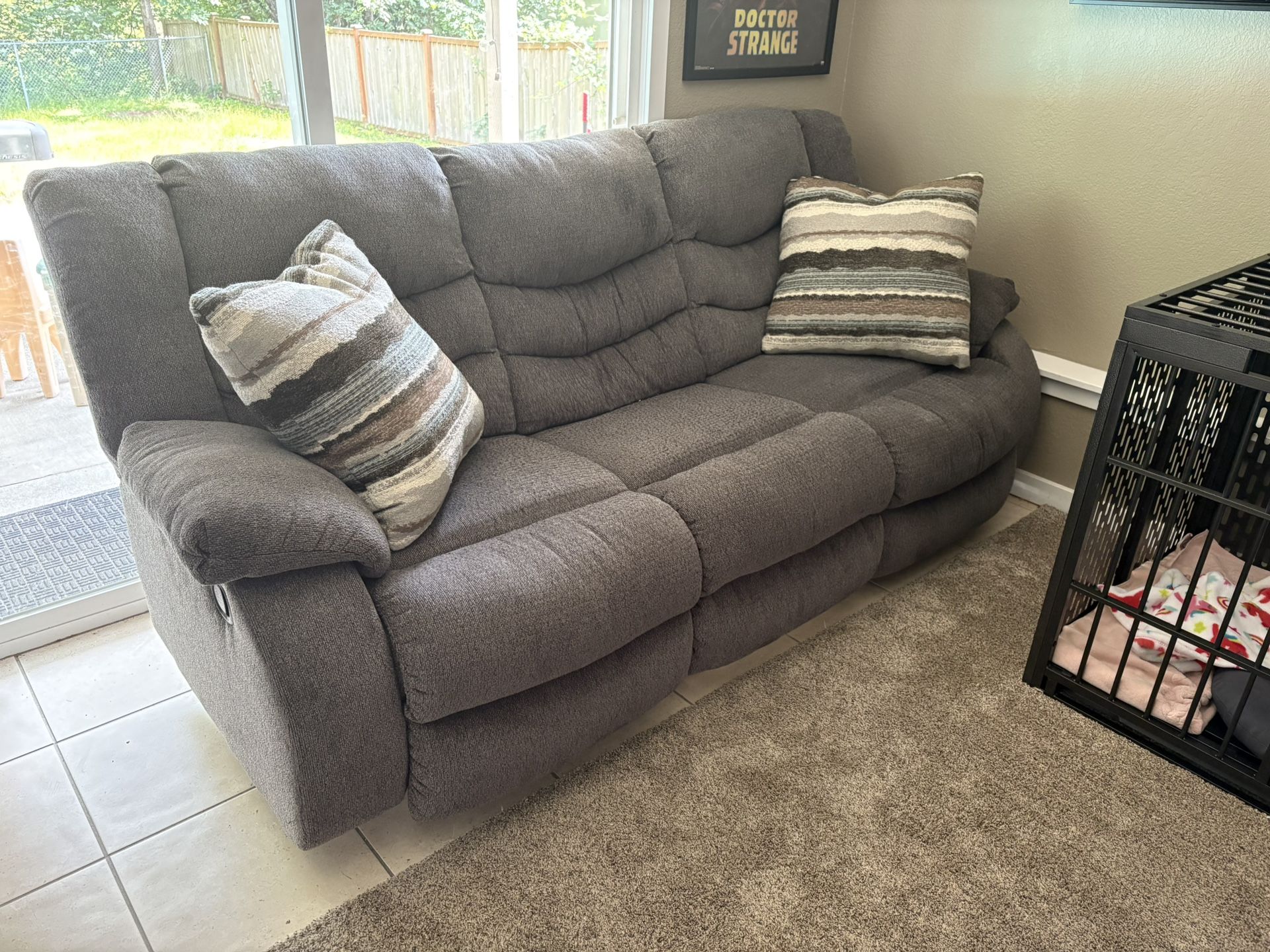 Recliner Couch - Like New!