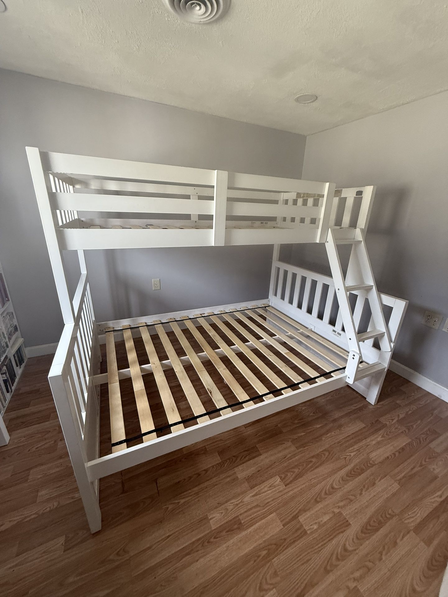 Bank Bed 
