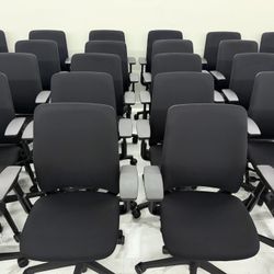 STEELCASE AMIA CHAIRS FULLY LOADED IN LIKE NEW CONDITION $400 EACH DELIVERY AVAILABLE 
