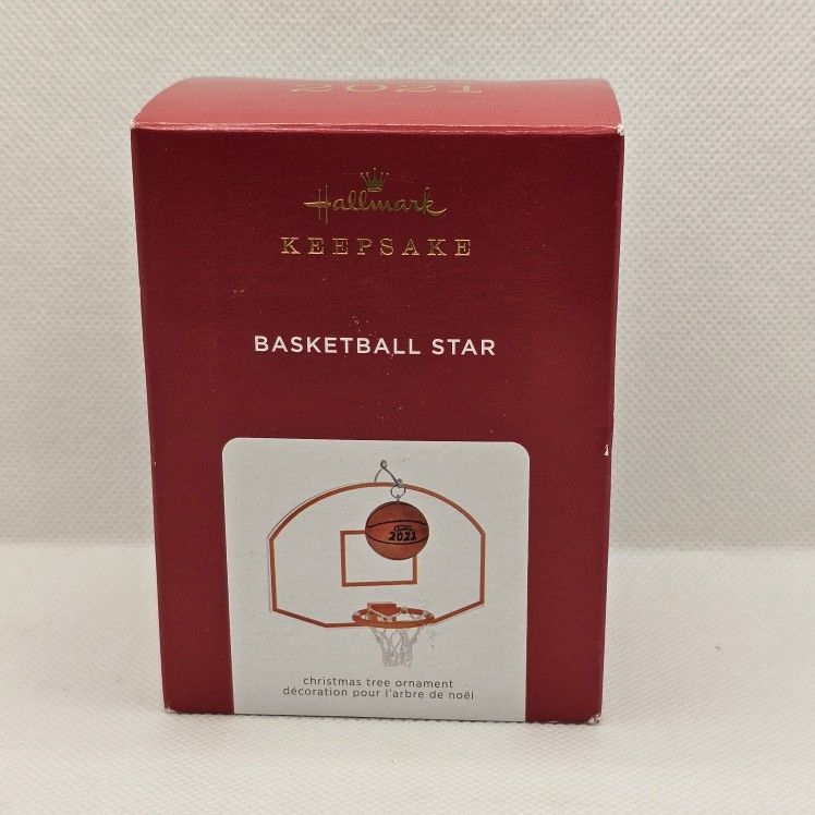 New 2021 Basketball Star Hallmark Ornament Ball w Backboard & Hoop Player Coach
Ornament in mint condition, kept in the box, never displayed
Comes