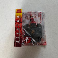 Diamond Select Marvel Comics ELEKTRA Collector Edition Action Figure