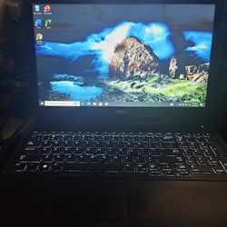 Very clean dell Laptop 256 Nvme, New Battery