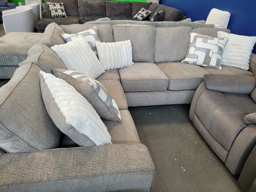 🩷 Everything MUST GO - Sofas, Sectionals, Recliners, Accent Chairs