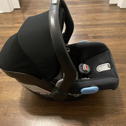 Uppababy Infant Car seat 