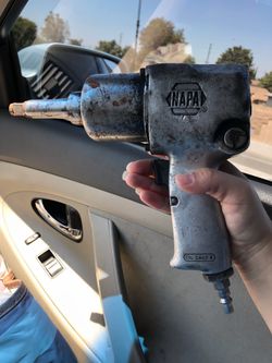 Napa wrench heavy duty impact 1/2