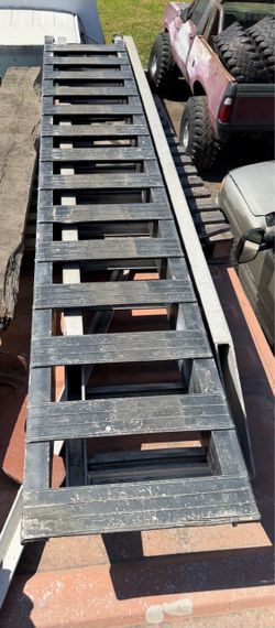 All aluminum trailer ramps 8ft