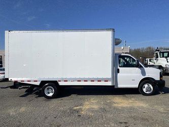2024 Chevrolet Express Cutaway