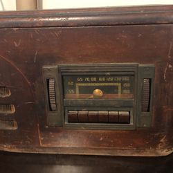 Antique Radio/record Player