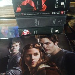 Excellent Twilight Saga HC Books & DVDs Lot + Bree Tanner Novella!