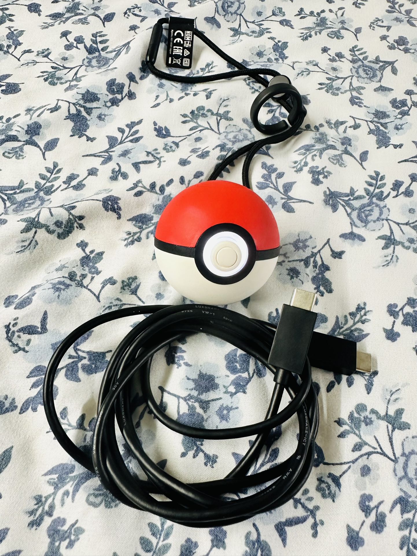 Poké Ball Plus ( Nintendo Switch ) Used Very New