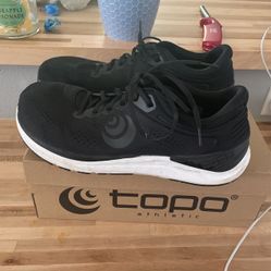 Men’s Running Shoe