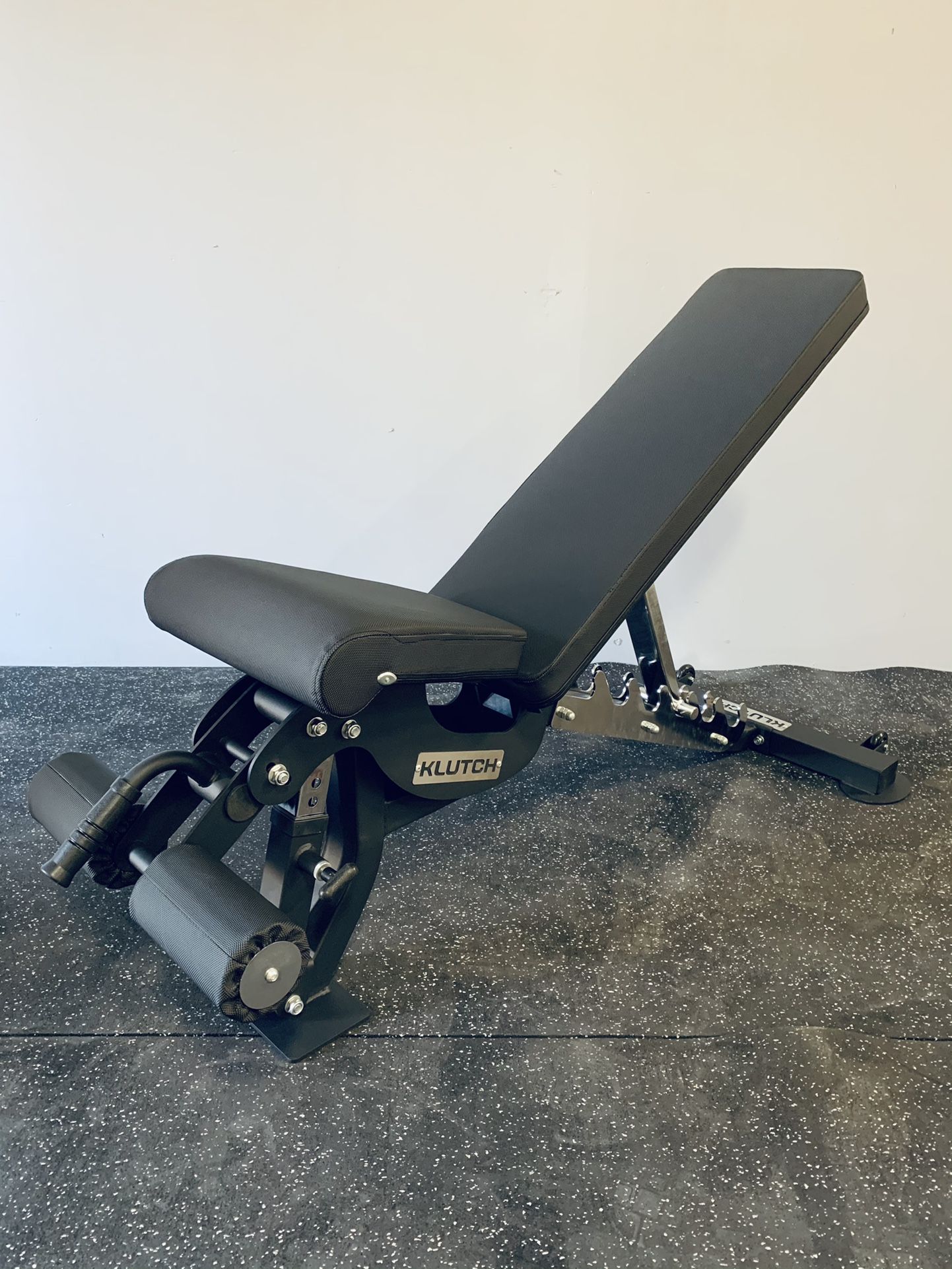Adjustable workout weight bench (FID flat, incline, decline, and upright)