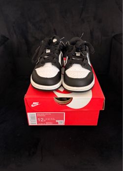 Black and White Dunks 12C