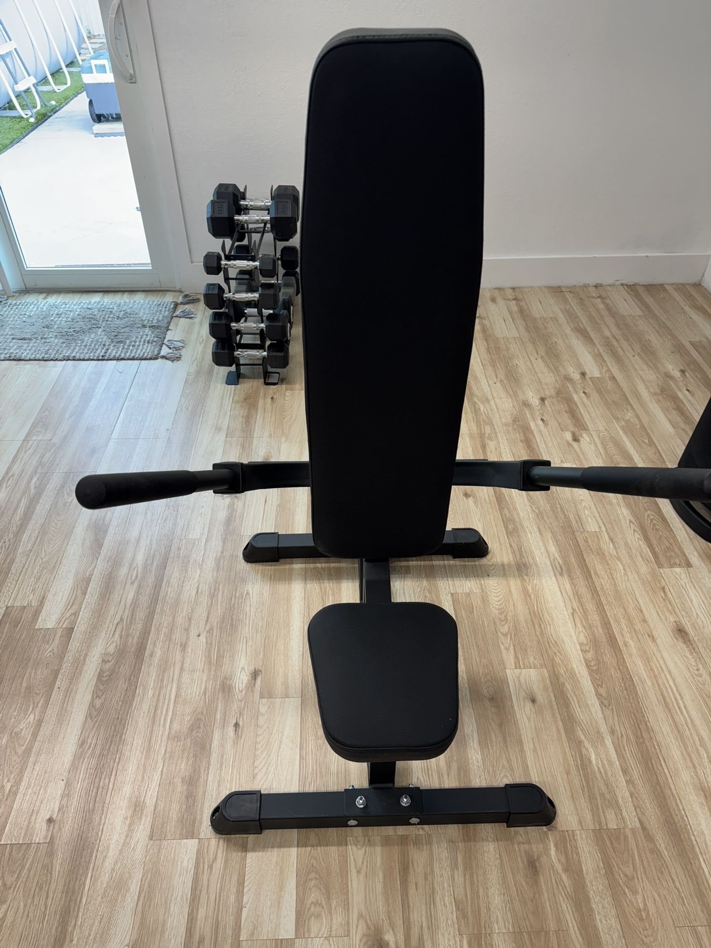 Titan Fitness Dip Bench. Like New!!!!