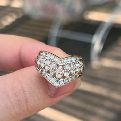 Solid 10k Gold 1.60ct + Natural Diamond Ring. Chunky Piece 