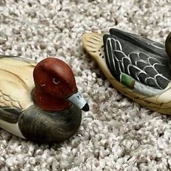 Vintage Pair Of Mid 20th Century Hand Painted Porcelain Bisque Duck Figurines WIW Taiwan