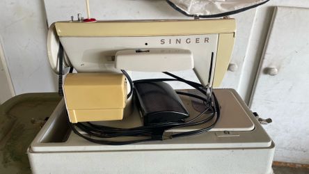 Old singer sewing machine