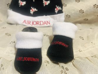 Jordon Air Booties Matching Hat 0-6 Months  Brand New!!