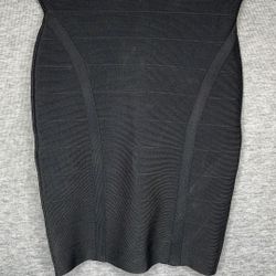 Guess Skirt. Item No 446 (Shopgoodwill)