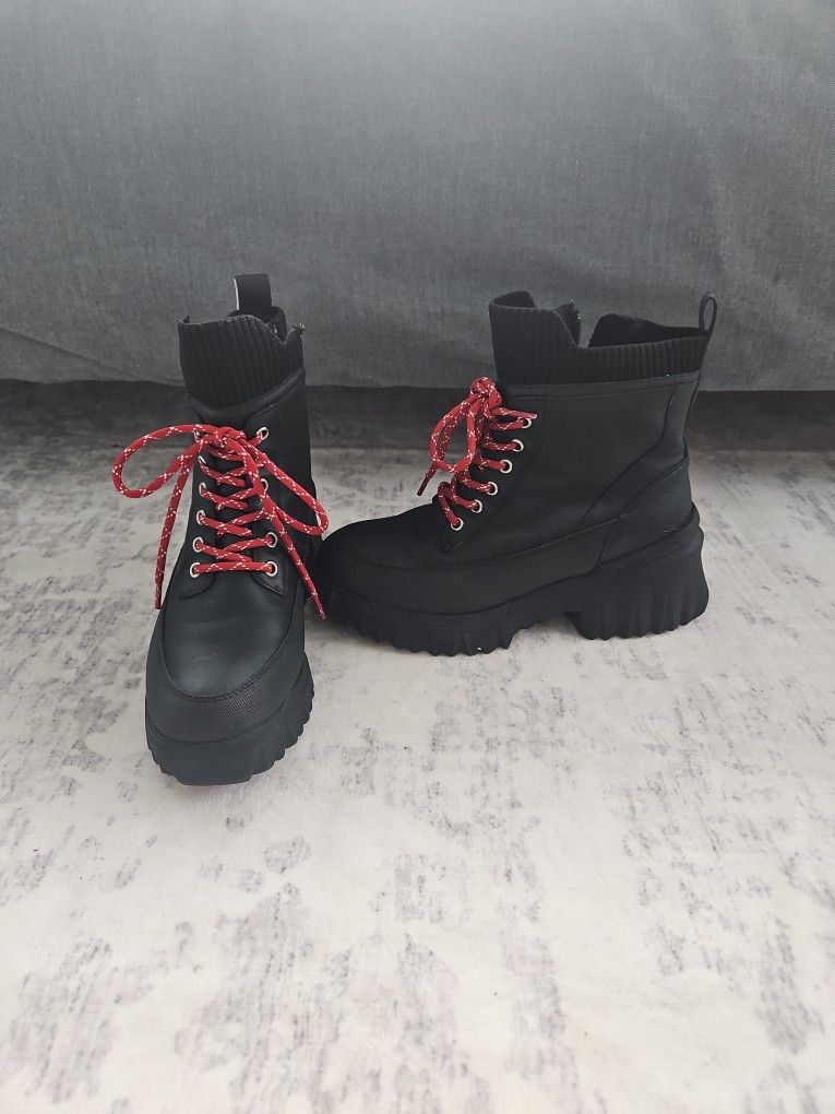 Nurture Rebalance Women's Boots Size 6.5