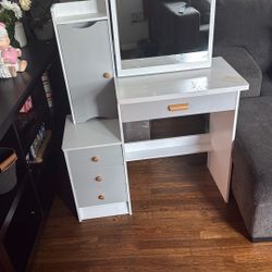 little girl vanity 
