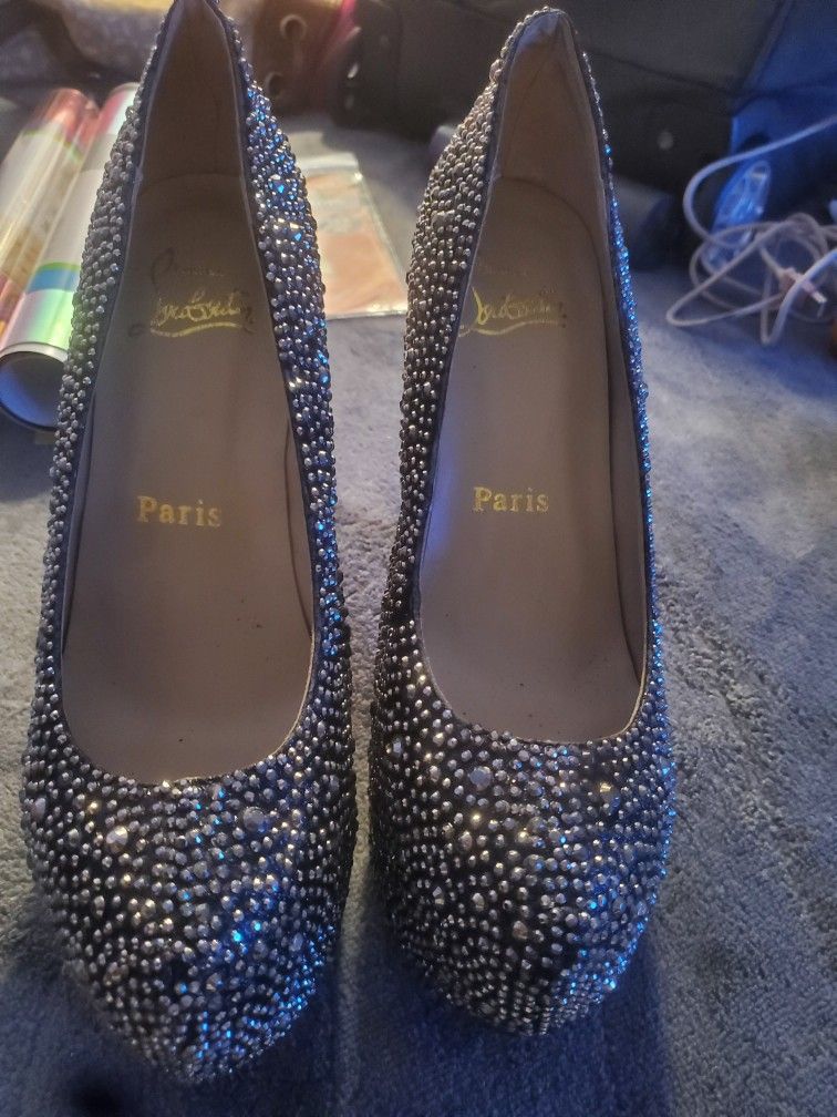 Christian Louboutin Paris