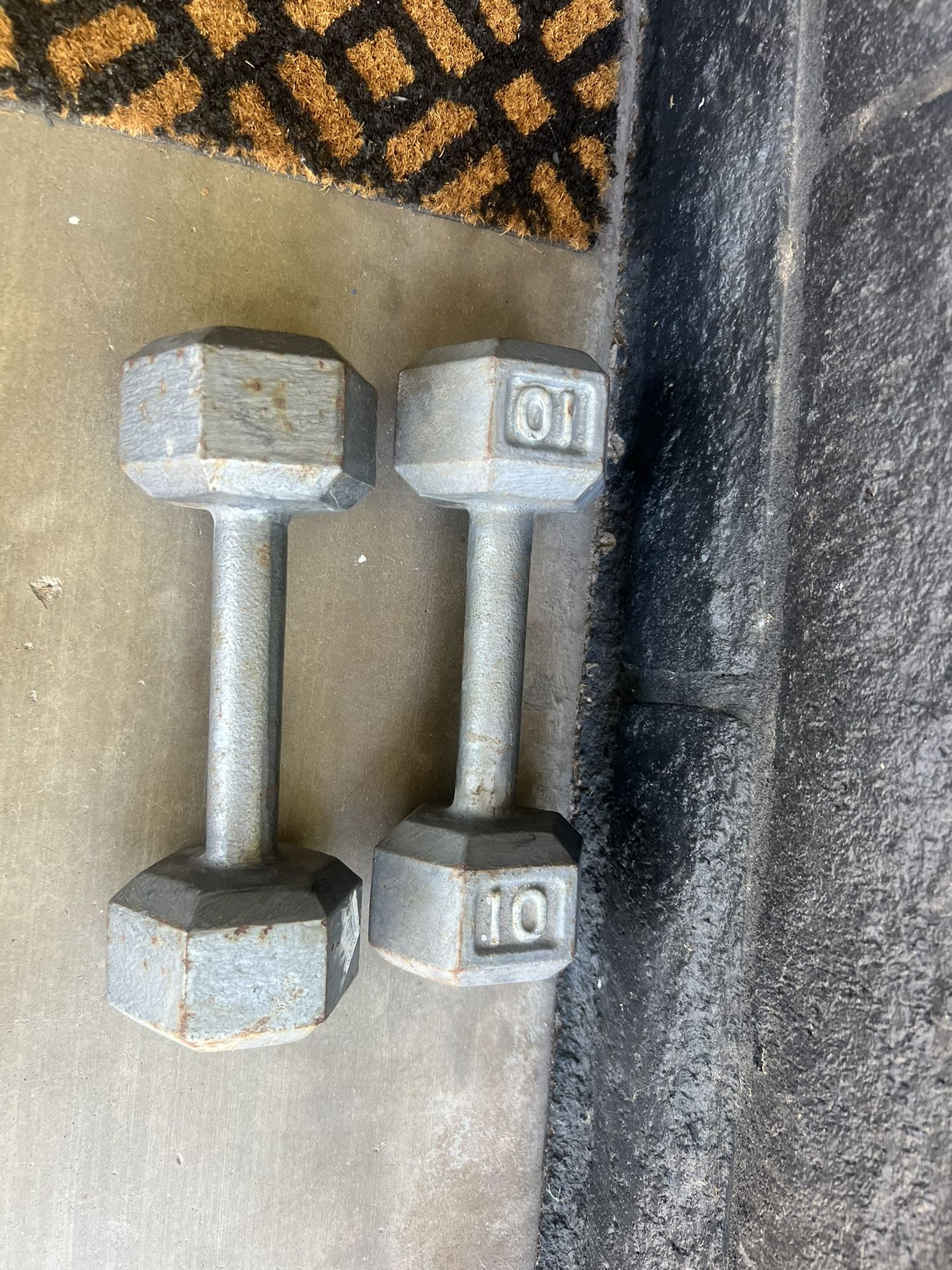 10 Pound Dumbells