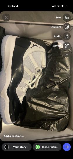 Air Jordan 11 Concord