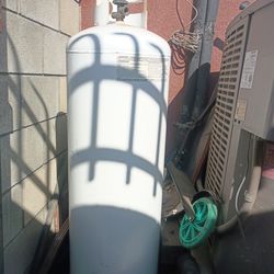 Propane tank