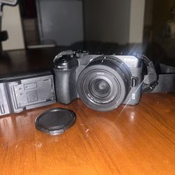 Nikon - Z 30 4K Mirrorless Camera - Like New
