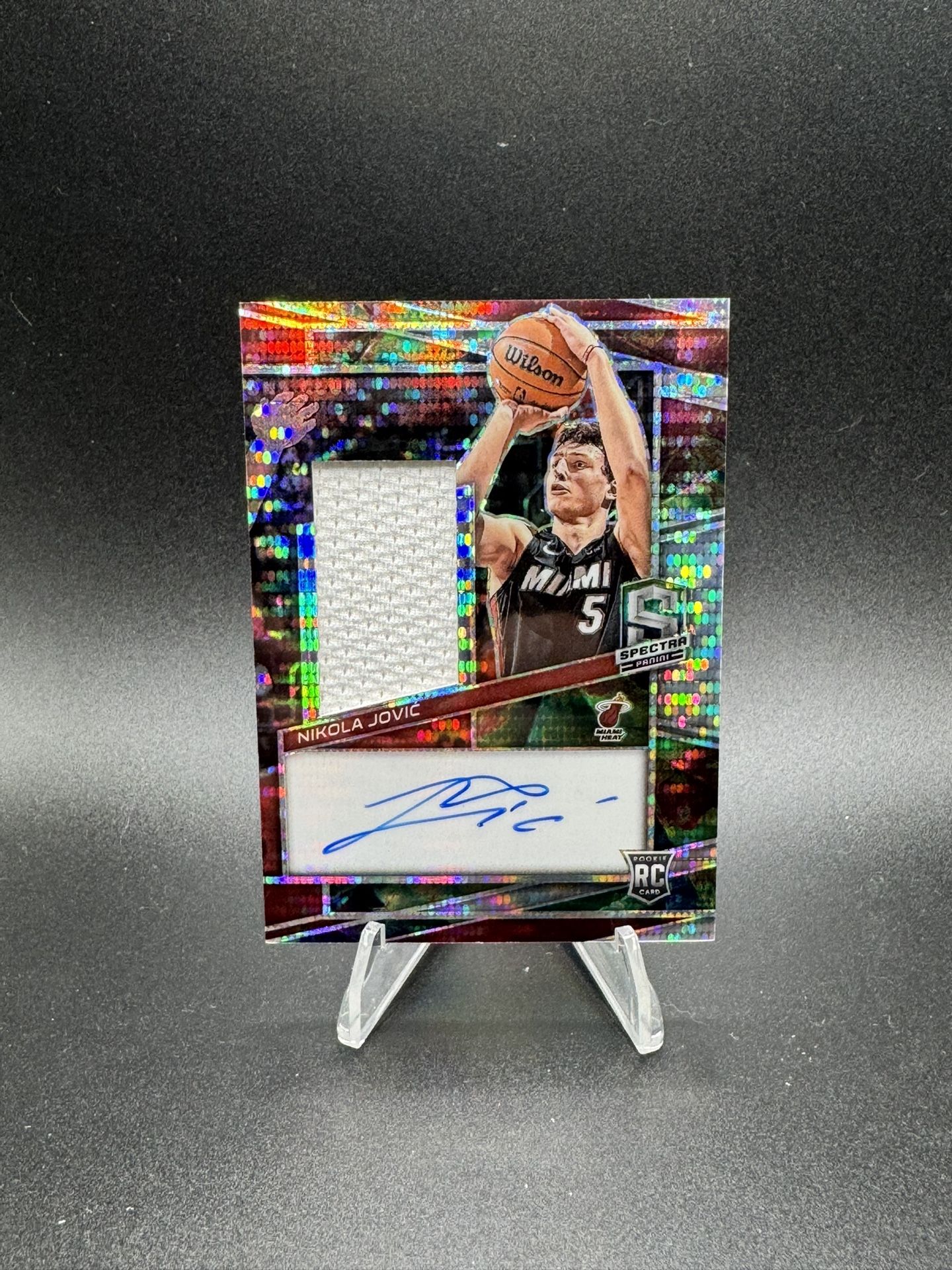 2022-23 Panini Spectra - Rookie Jersey Auto Celestial Prizm #221 Nikola Jovic